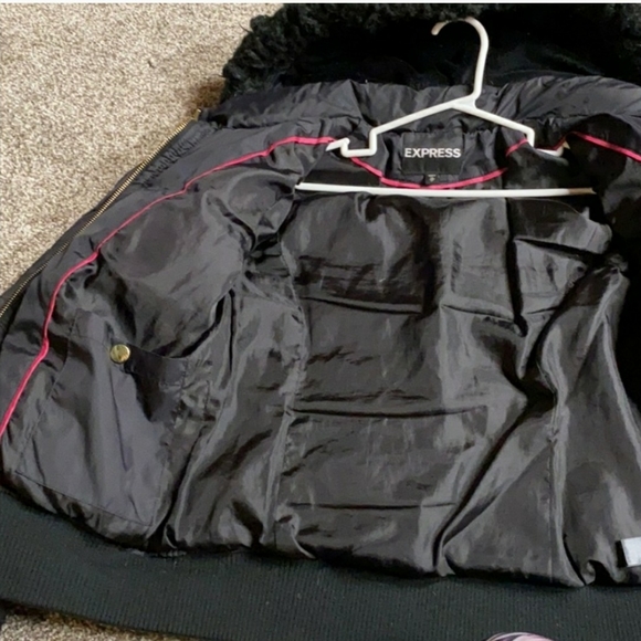 Express puffer jacket - Picture 3 of 4